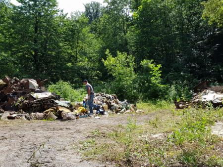 Sanacija črnega odlagališča – Banova jama 101